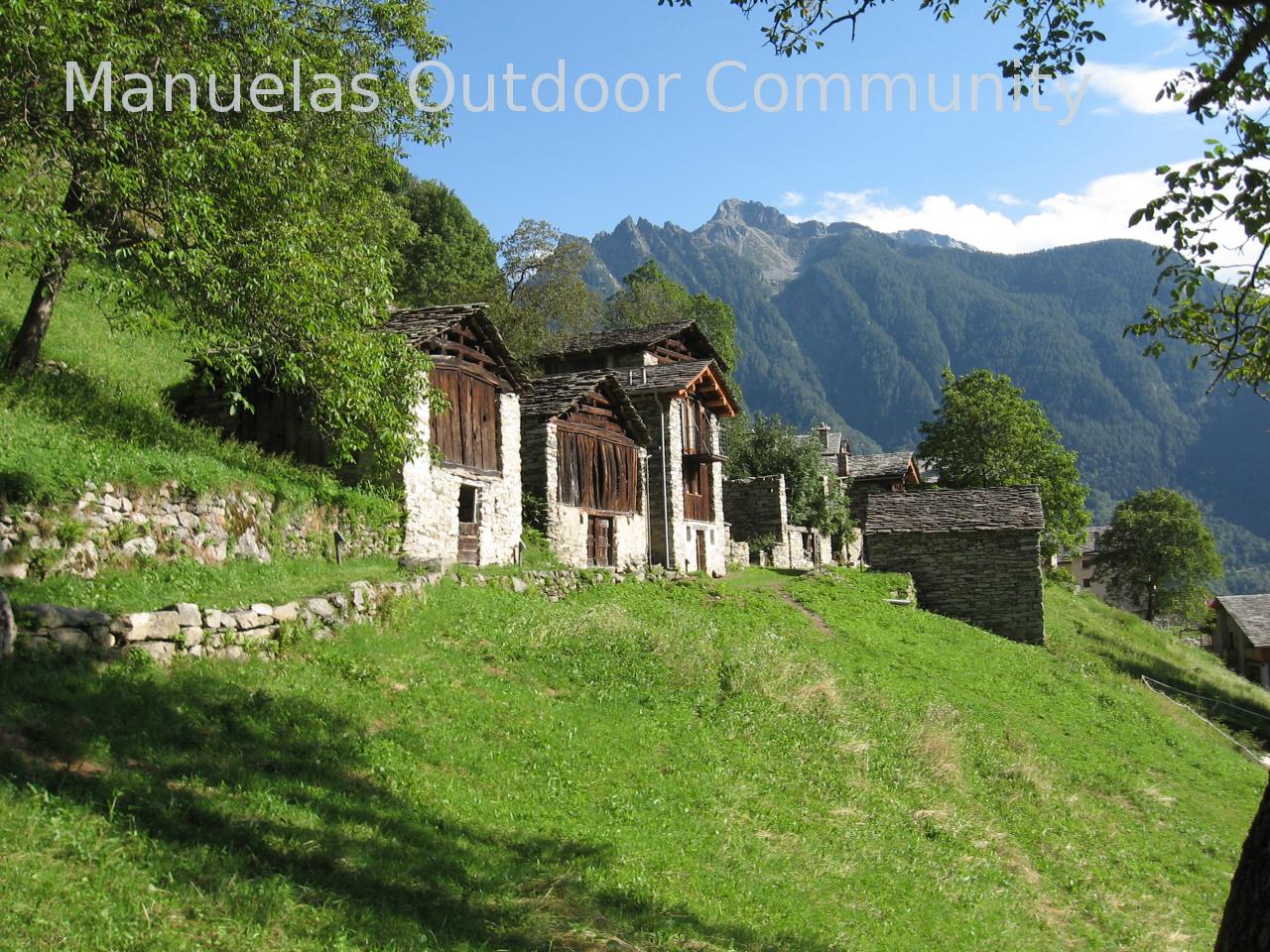 Wandern zum antiken Dorf Savogno am Comersee in Bergell. IMG_1552.JPG