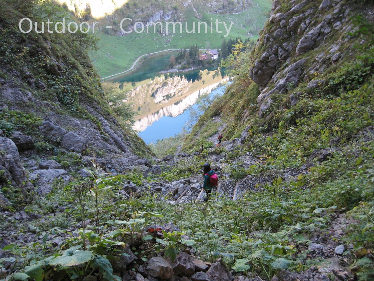 Auf dem Rückweg mit Blick auf dem Seealpsee. IMG_5704.JPG